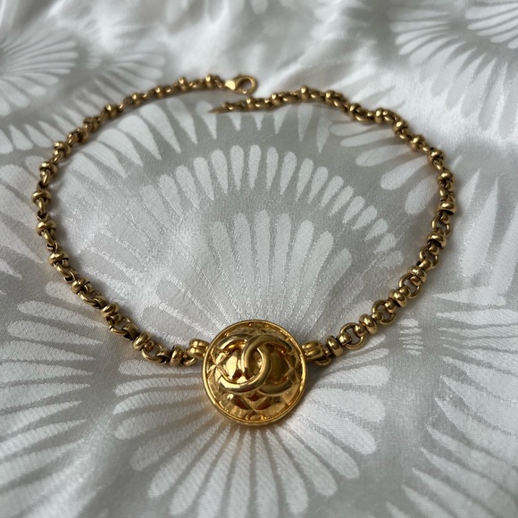 Vintage Chanel CC Necklace - Picture 15 of 16